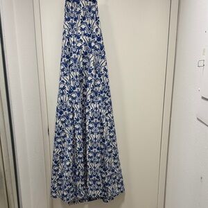 Elegant Strapless Blue and White Dress